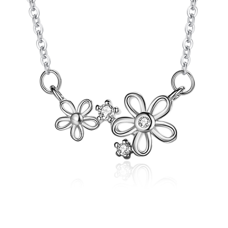 S925 plata de ley de cinco pétalos collar de flores de las mujeres de diamantes incrustados estilo japonés y coreano fresco Margarita nicho flor diseño de la cadena de la clavícula