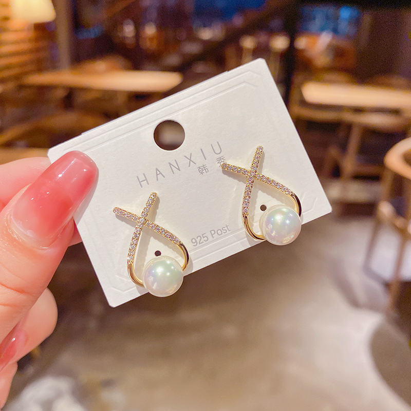 Korean Style Zircon Fashion Geometric Tassel Pendant Earring Copper Ear Jewelry display picture 9