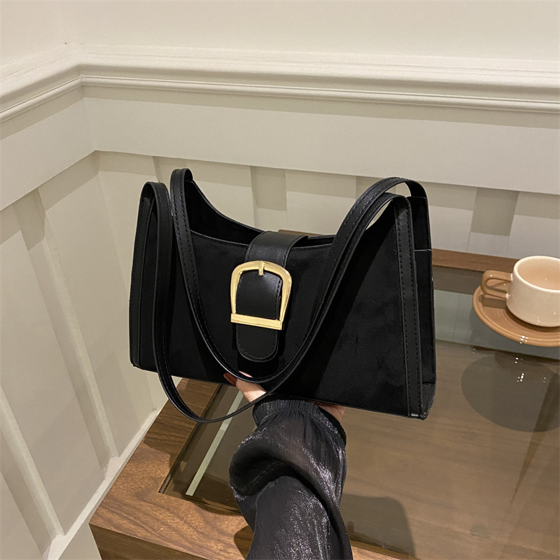Bolso de axila de color sólido, diseño de nicho, moda, estilo occidental, nueva tendencia, bolso femenino, retro francés, hermoso bolso de hombro de luna nueva