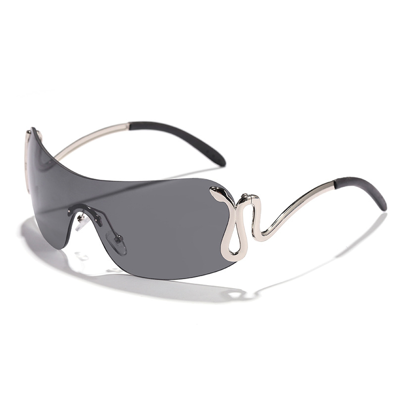 Gafas de sol punk europeas y americanas no convencionales de una pieza sin marco de plata soporte de serpiente gafas de sol hombres y mujeres modelo de moda gafas de tiro callejero