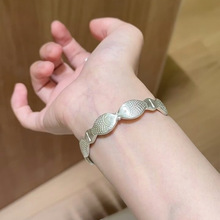 ���Ԫ����H���~���CŮ���¸߼��К��|�ļ��¿������ɐۿ��{�����