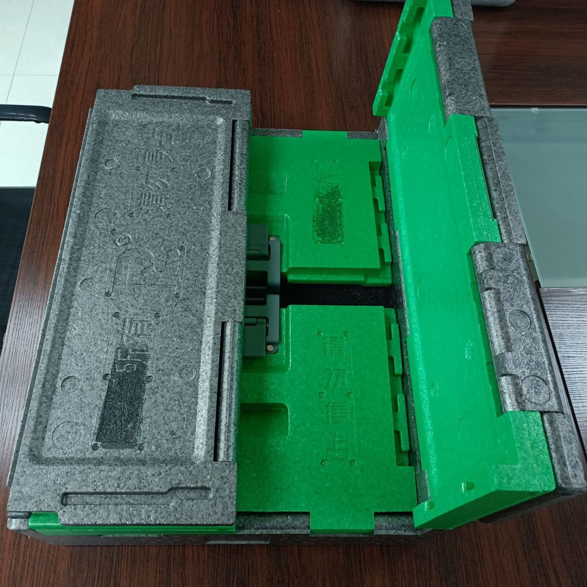 可折叠EPP泡沫周转箱东莞工厂