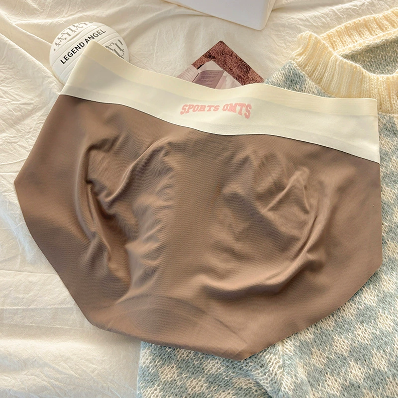 Без следа голый ледяной шелк