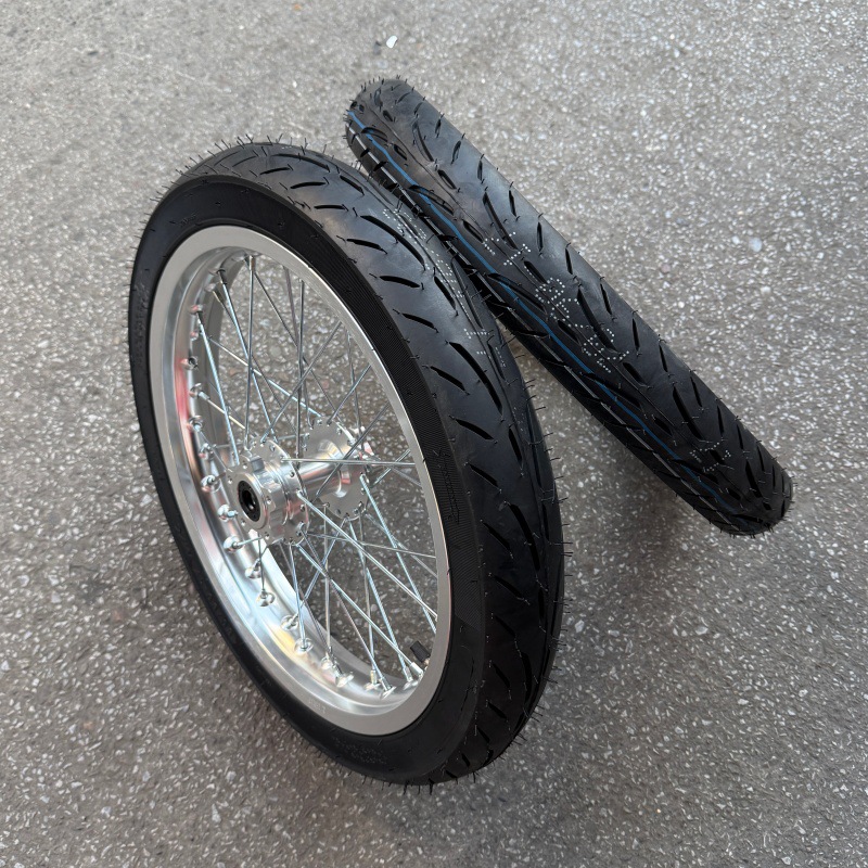 Suitable for QiuLong Light Bee modification with 70/90-17 front and 80/90-17 rear tires, CNC wheel hub assembly, aluminum alloy wheel set