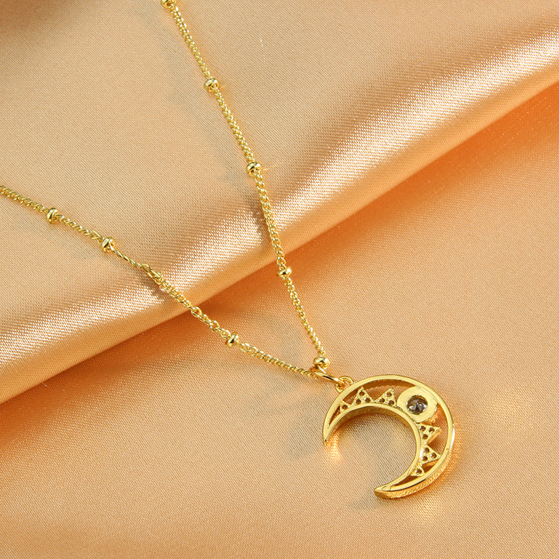 Simple Style Moon Copper Pendant Necklace Plating Zircon Copper Necklaces