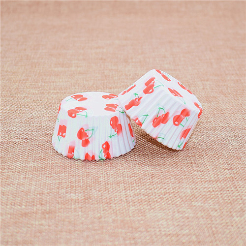 Wholesale high-temperature resistant oil-proof cake paper cups, printed 8 cm cake paper trays, snow beauty muffin cake cups