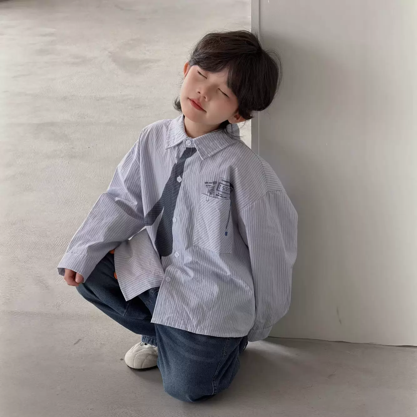 男童春装2026春秋新款中小童条纹上衣宽松休闲薄款衬衫印花外套潮