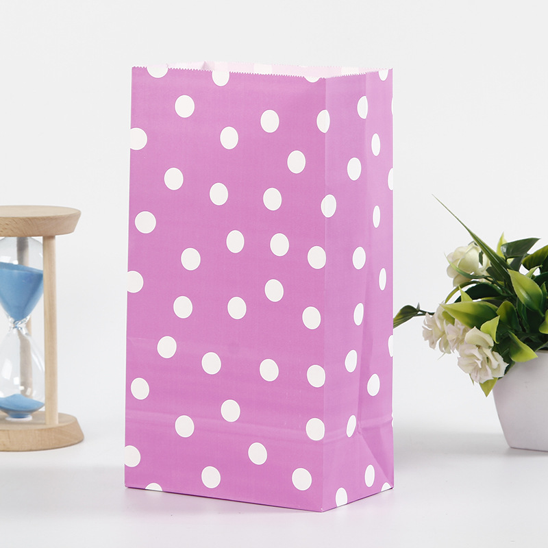 Amazon en stock Polka Dot color cuadrado inferior bolsa de papel tema creativo fiesta caramelo bolsa mesa de comedor fiesta embalaje de alimentos