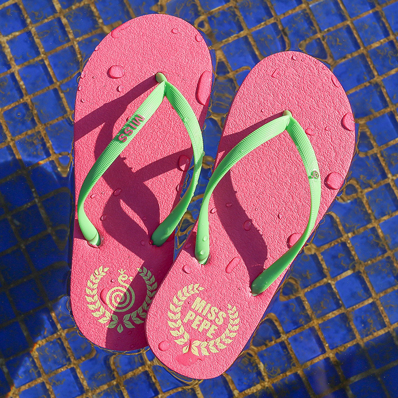 Flip flops de mujer de verano anti-deslizante confort de calzado de playa simple zapatillas de calzado de pies planas