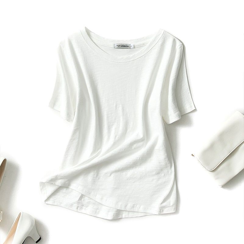 With a round collar, white