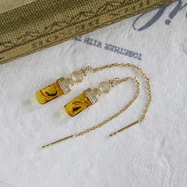 敦丽珠宝春季新品摇曳耳线方形雕花琥珀树叶s925银镀金耳饰复古