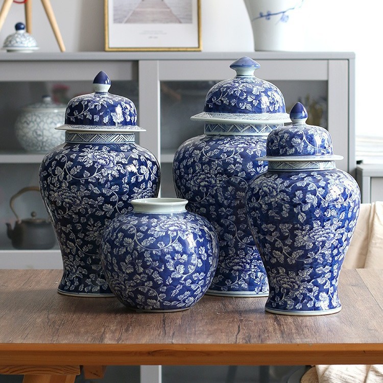 Jingdezhen flores azules de cerámica vasos de cerámica generales vasos de cerámica pintados a mano joyas de cerámica adornos de la villa de suelo jarrón