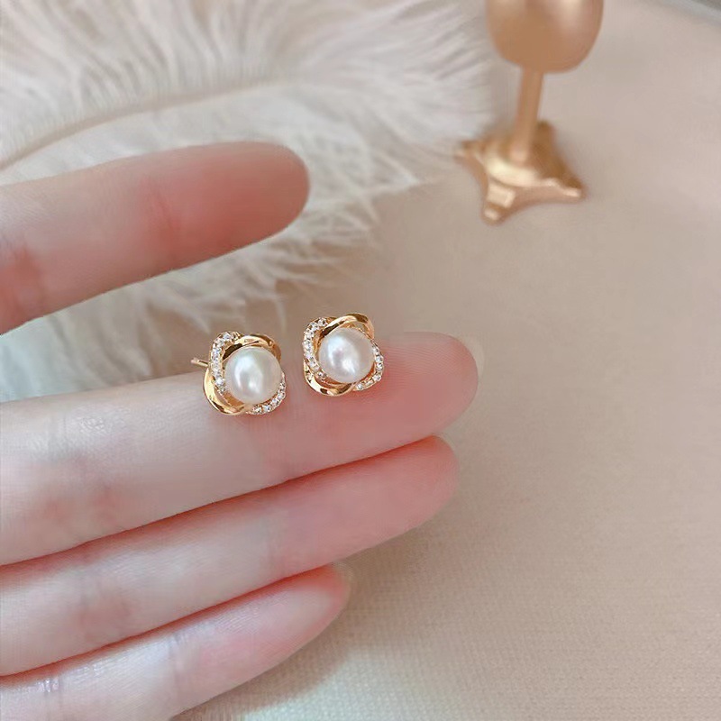 Pendientes de Perla de Agua Dulce para Mujer, Estilo Francés Elegante, con Aguja de Plata 925, Venta por Mayor image 4