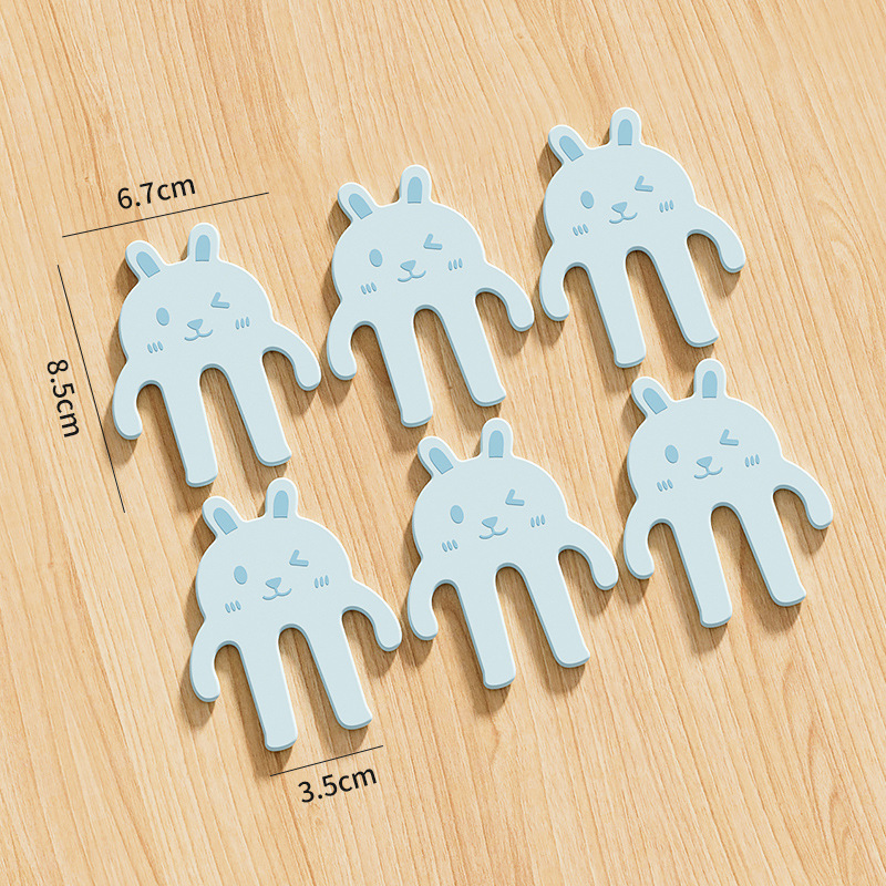 Clip de libro lindo de dibujos animados portátiles los estudiantes leen folletos y carpetas, partituras de piano y partituras fijas.