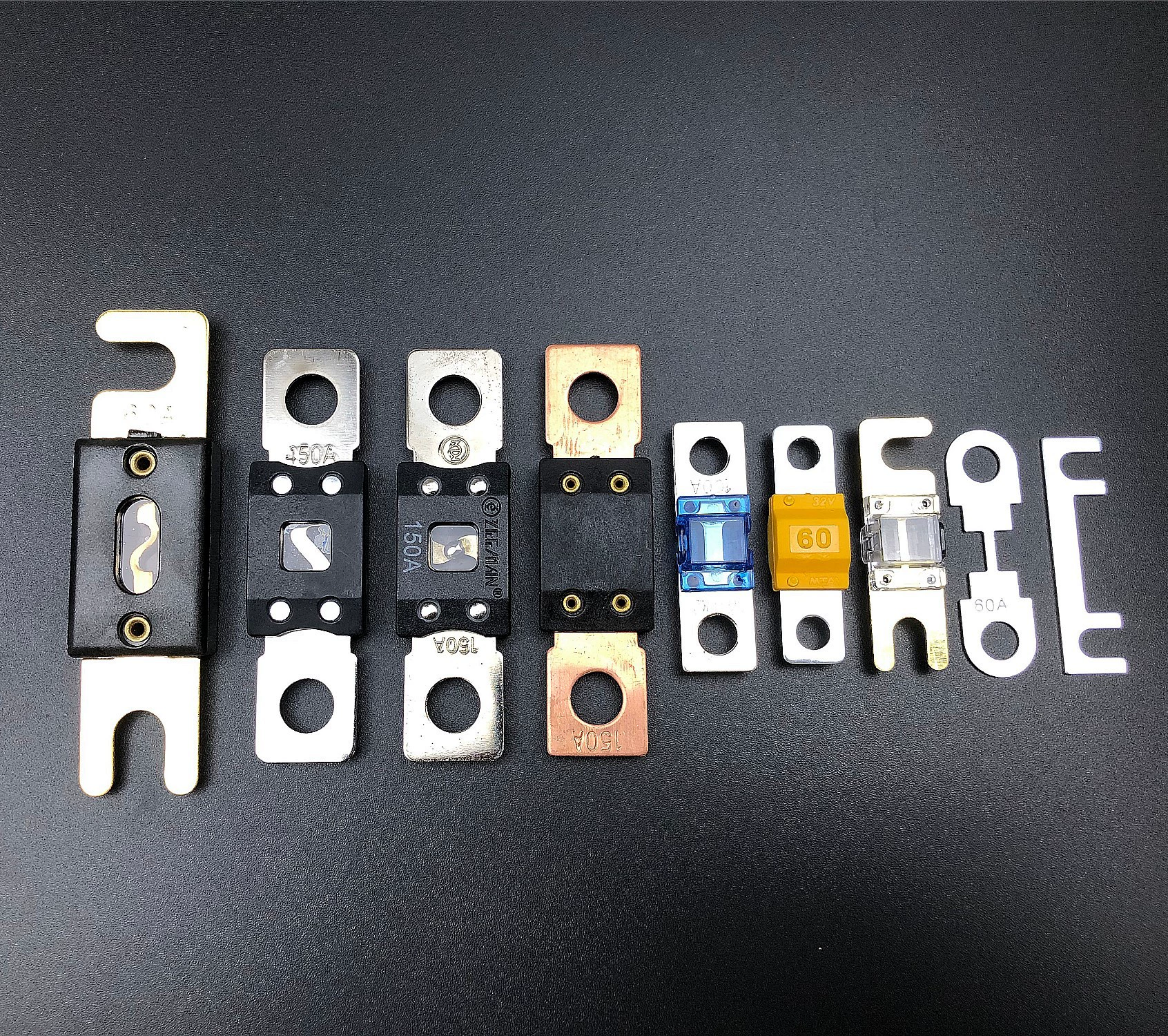 Маленький Размер большое круглое отверстие с круглой головкой Автомобильная вилка Болт предохранитель вилка Тип болта удерживающая пластина 20A-600A Позолоченное серебряное сиденье коробки