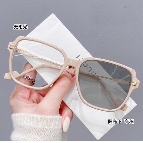 Photochromic Blue Light Blocking Sunglasses, Natural Face Frame, Near-Sighted Glasses, Internet Celebrity Live Stream Bestseller, Student Finished Near-Sighted Glasses