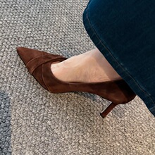 2026���¿���Ƥ���^С���Ӹ߸�Ьһ�_���@�ݼ����\�چ�ЬŮ40�a