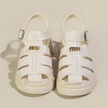 包头罗马凉鞋女2023年夏季新款编织猪笼鞋厚底一字扣带镂空沙滩鞋