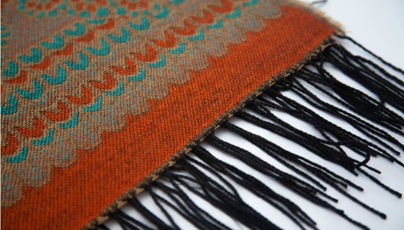 Cape à pompon unisexe Cape à capuche en jacquard de style ethnique automne-hiver_voghion.com