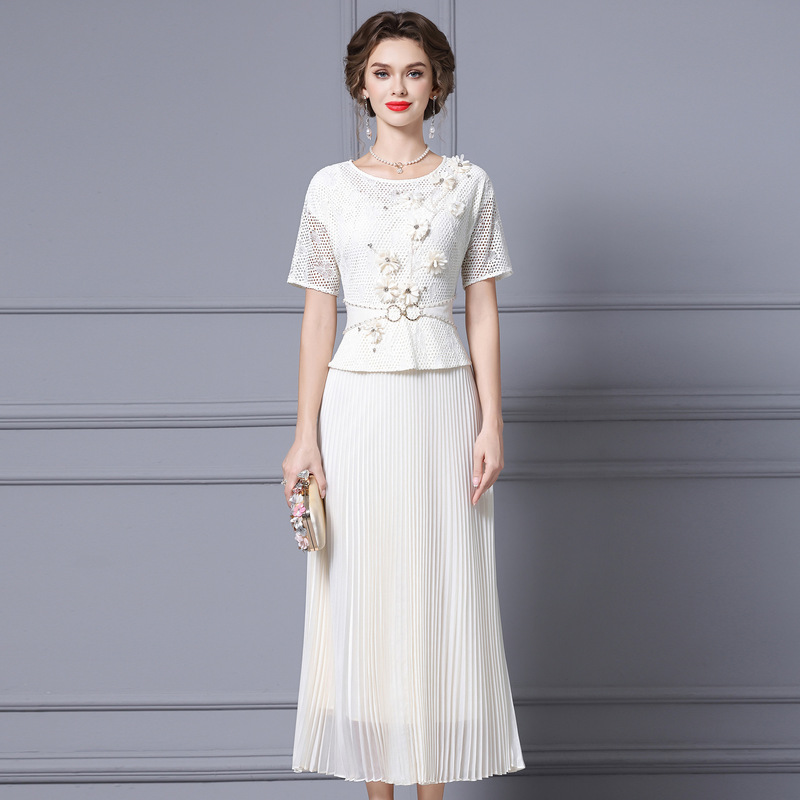 Zhili Large Hem Waist-Cinched A-Line Dress Summer Women's 2026 New Floral Rhinestone White Pleated Long Dress