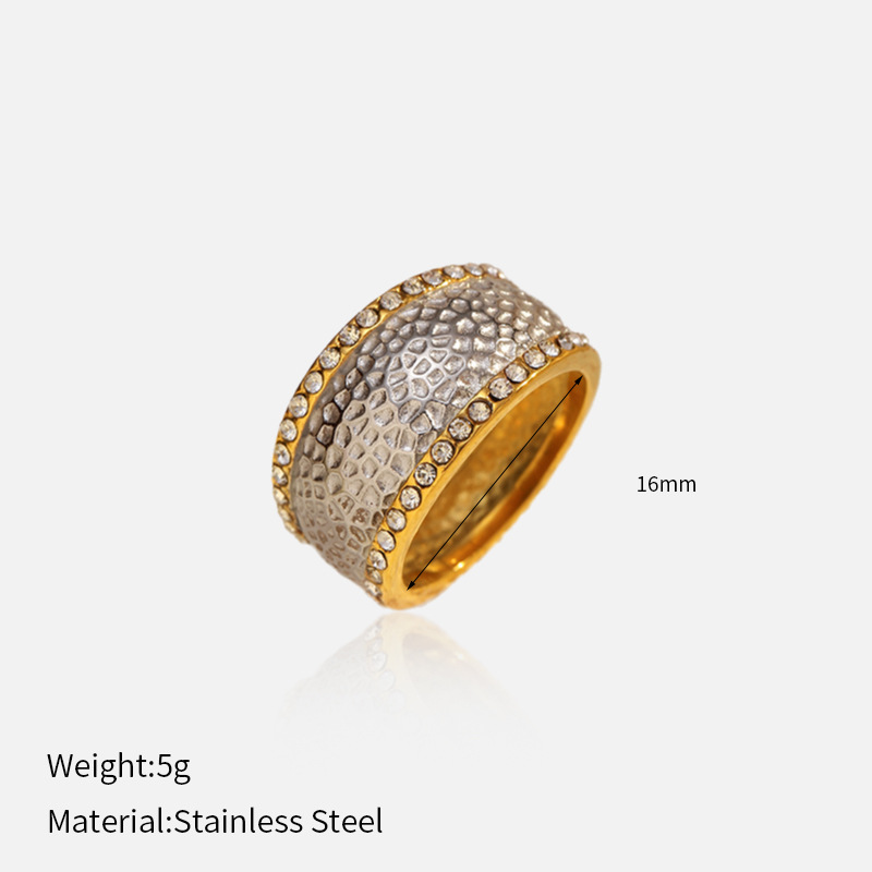 Anillo cerrado de acero titanio transfronterizo europeo y americano de Chenhé Jewelry, chapado en PVD con oro real de 18k, anillo de acero inoxidable que conserva el color, en stock. image 7