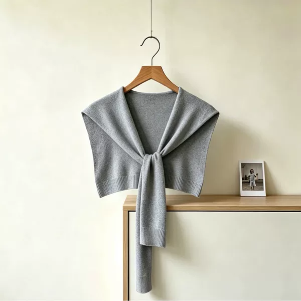 Solid color round-neck new versatile knitted shawl for layering over shirts, faux collar, striped cape, fairy style
