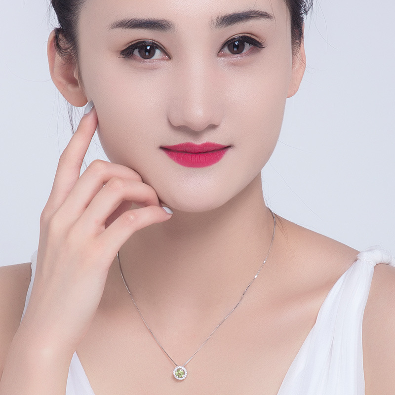 Corea del Sur Dongdaemun s925 plata zircon fábrica de cadena de clavícula al por mayor dama moda redonda colgante accesorios de olivita