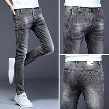 �ļ��¿���ʿ�\��ɫ���폗��С�_ѝ���n��ٴ�W�����e�����Lѝ��