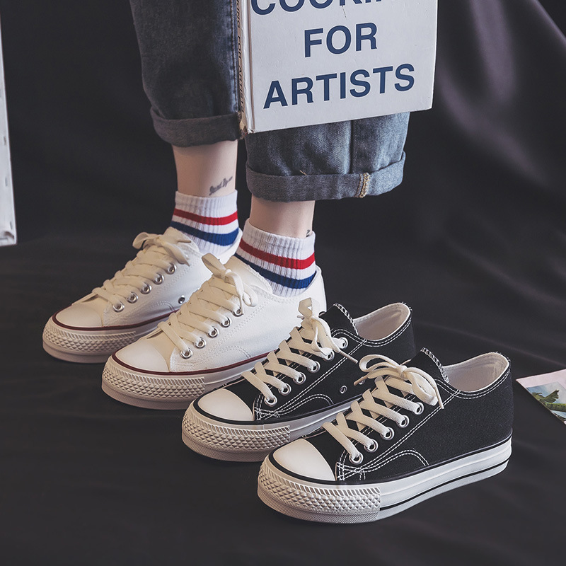 Zapatos de lona de suela gruesa zapatos de mujer primavera y otoño 2025 nuevos zapatos de skate de altura coreana ulzzang zapatos de tela versátiles
