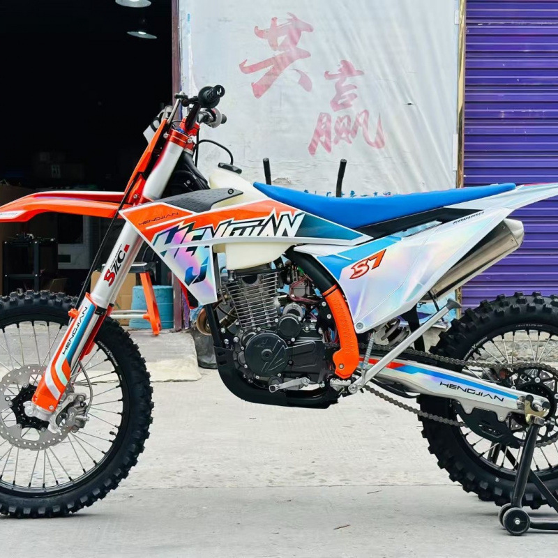 Hengjian S7-YB300H, Loncin YB300H, four-valve, six-speed, with balance shaft, air-cooled, CNC steering linkage Hengjian S7-YB300H, Loncin YB300H, four-valve, six-speed, with balance shaft, air-cooled, CNC steering linkage