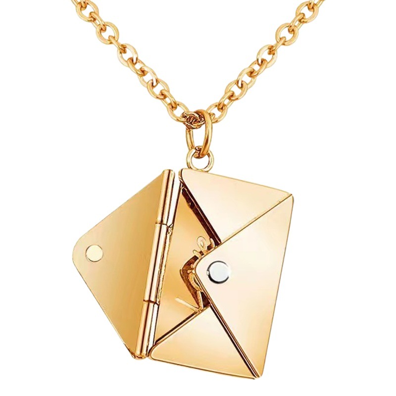 Europeo y americano transfronterizo simple personalizado de acero inoxidable de titanio de acero inoxidable colgante collar creativo amor carta regalo del Día de San Valentín