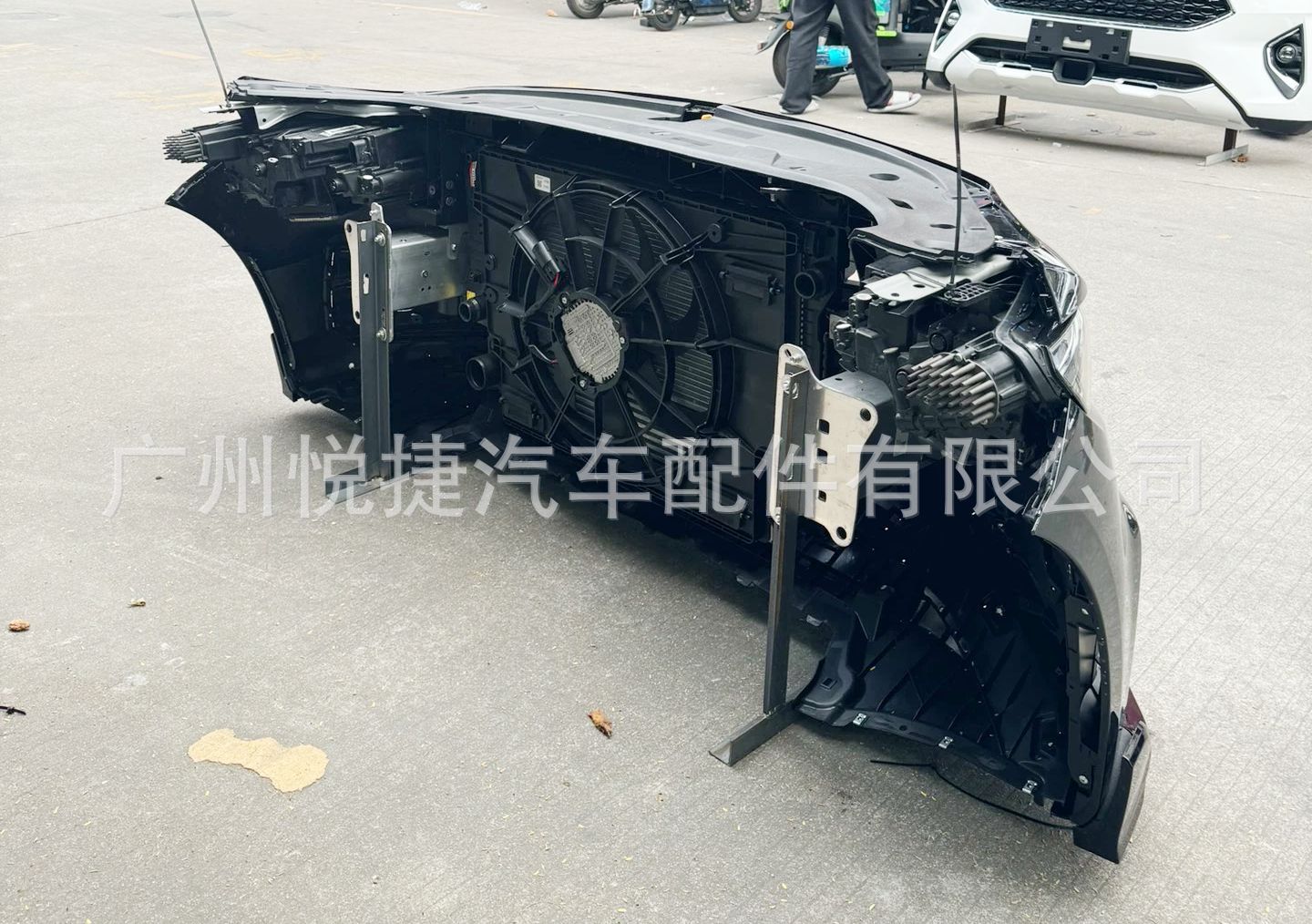 Suitable for Geely Xingrui Front Bumper Assembly, Front Bumper, Front Surround, Nose Cut
