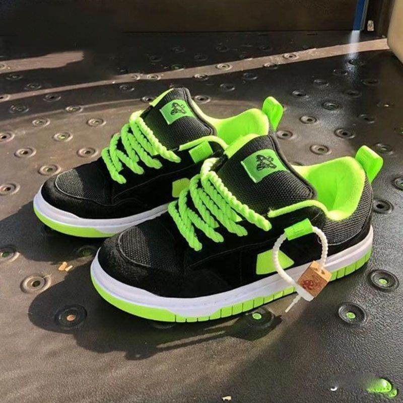 Trendy American-Style Skate Shoes for Men 2025 Ins Fashion Versatile Flat Shoes