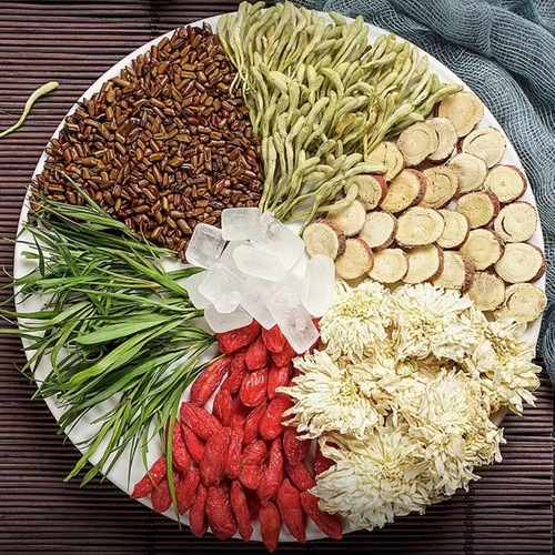 Bamboo leaf, honeysuckle, chrysanthemum tea, cassia seed tea, green fire-removing hot water, soak in water to drink, anti-heat fire-fighting tea, licorice tea to stay up late