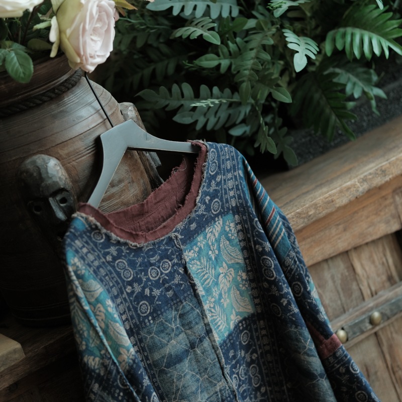 小泥姑娘オリジナルデザイン婦人服レトロアートプリント純綿ラウンドネックローエッジTシャツトップス2053青衿