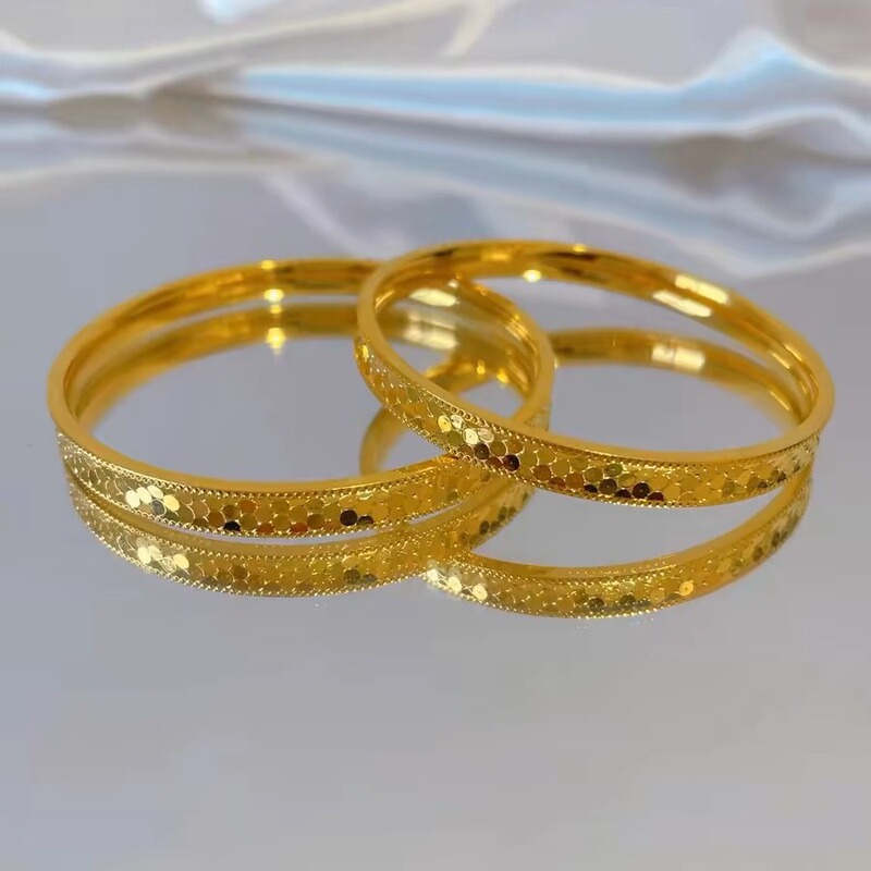 New Shining Dragon Scale Bracelet Women's New Chinese Style High-end Design Light Luxury Niche Solid Closed Fish Scale Bracelet New Shining Dragon Scale Bracelet Women's New Chinese Style High-end Design Light Luxury Niche Solid Closed Fish Scale Bracelet