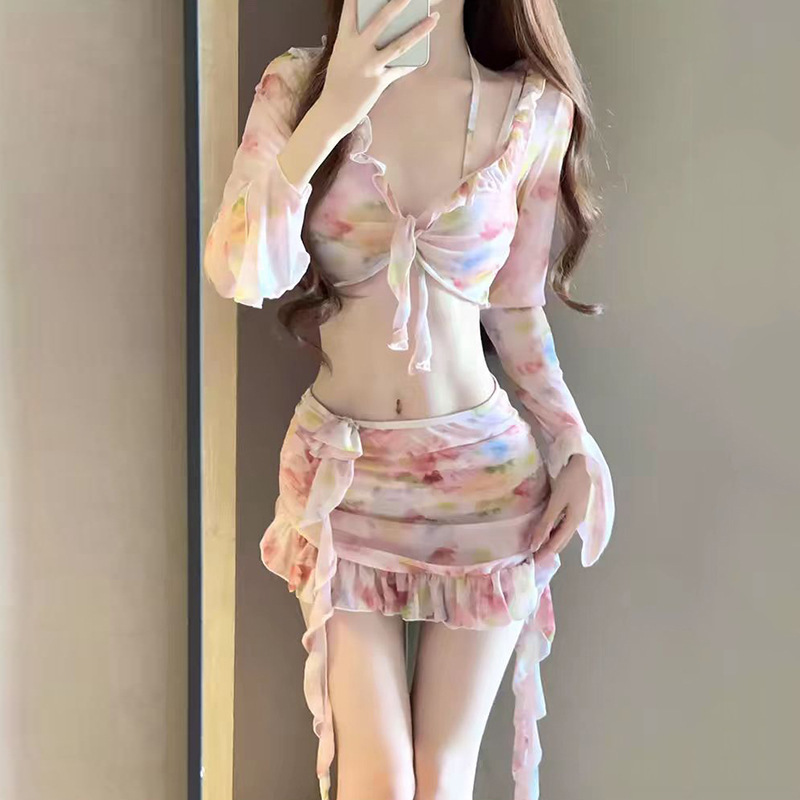 Bikini de baño de cuatro piezas de manga larga impresión de moda dulce y sexy acero de soporte de arena al por mayor