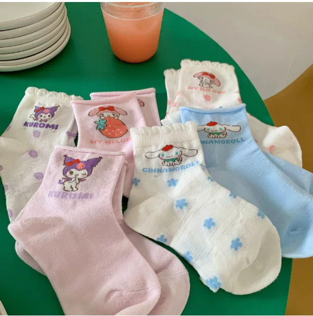 Носки Sanrio средней длины, корейский стиль, милые персонажи (My Melody Cinnamoroll Kuromi)
