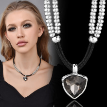 跨境西班牙时尚短款锁骨链女欧美夸张手工爱心水晶项链百搭配饰批