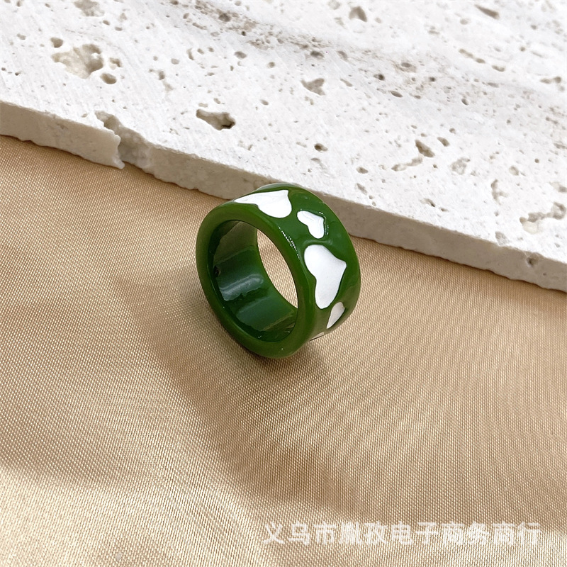 Nueva Corea del Sur ins estilo personalizado hecho a mano aceite goteo encantadora resina acrílico anillo transfronterizo chica lindo anillo