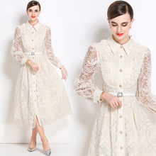 5891复古法式宫廷风刺绣翻领收腰修身蕾丝连衣裙送腰带