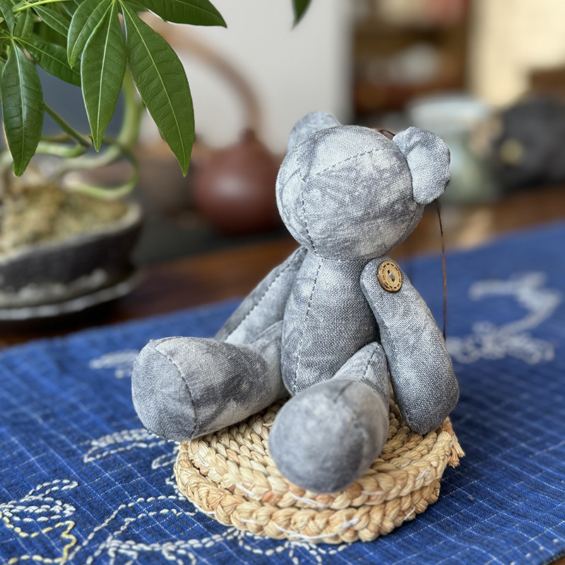 Nuevo oso muñeca muñeca Lu bordado tela de mosaico bolsas de juguete para niños productos acabados colgantes adornos de dibujos animados para el hogar oso