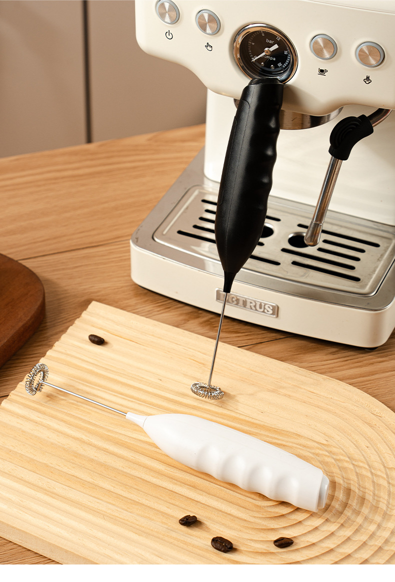 Cordless electric egg beater, automatic, mini handheld