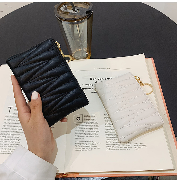 2023 Spring New Fashion Trend Short Wallet Women's Simple and Versatile Change Card Key Storage Bag_voghion.com