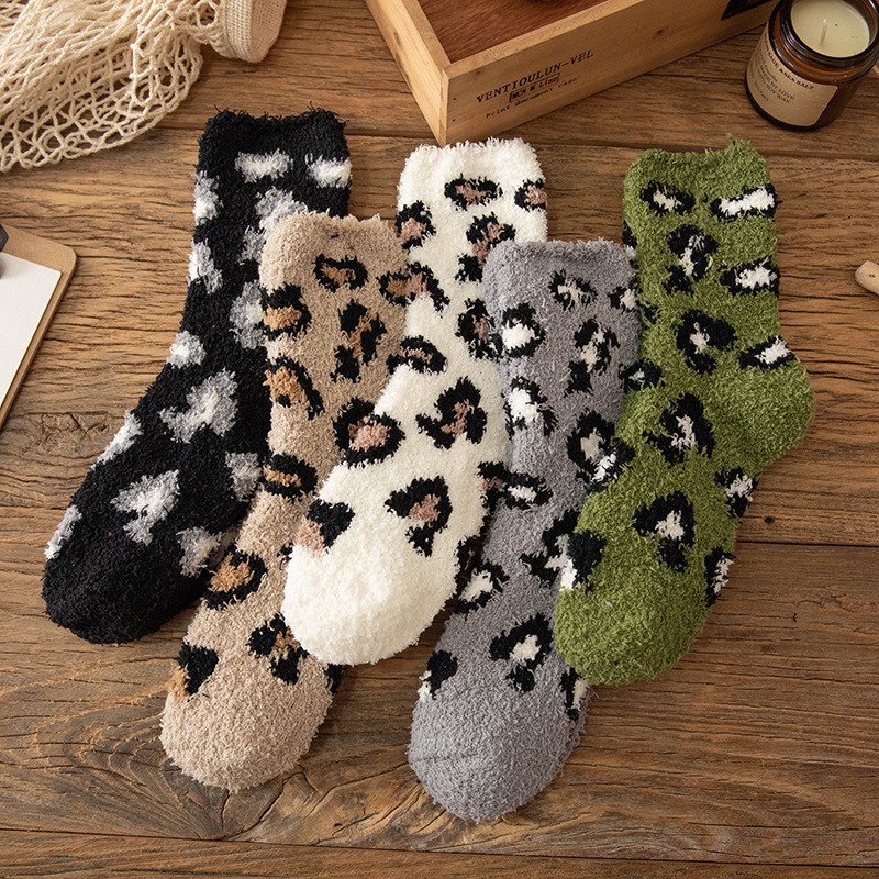 Coral fleece socks for women autumn and winter thickened warm mid-calf length socks lint-free sleep socks winter home sleep confinement socks