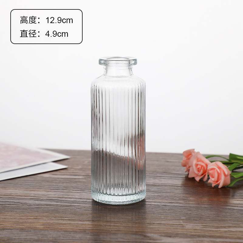 Juego de jarrones pequeños populares de Amazon, jarrones de estilo europeo para arreglos florales, decoración de alta gama para sala de estar y cocina