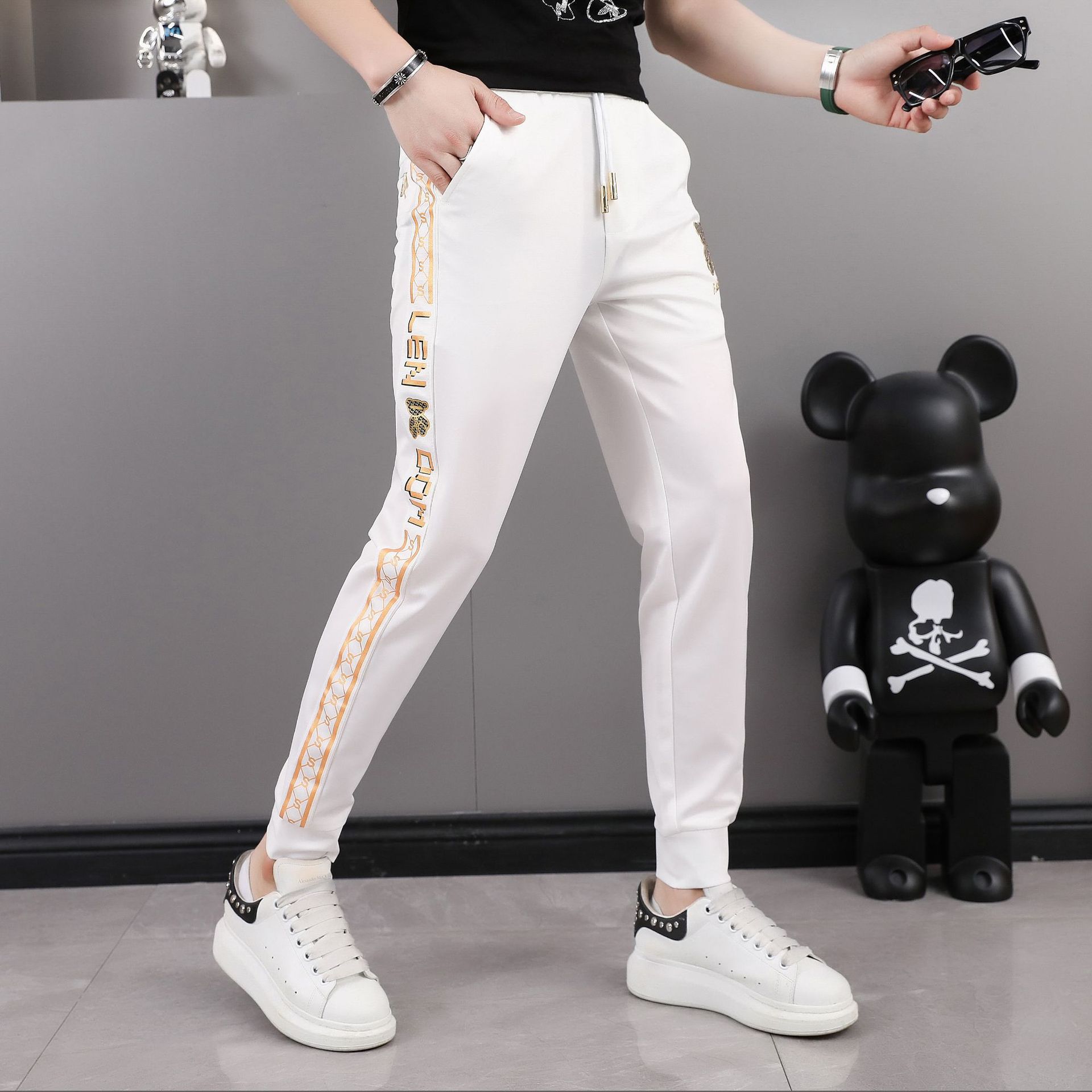Thin 2022 Summer White Sports for Casual New Trendy Brand Tight Fit Men's Quick Drying Sanitary Pants_voghion.com