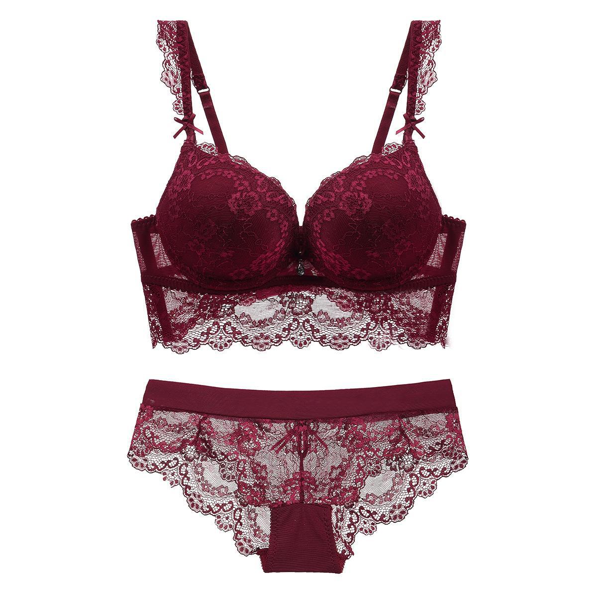 Conjunto de sutiã e calcinha em renda para mulher sexy_voghion.com