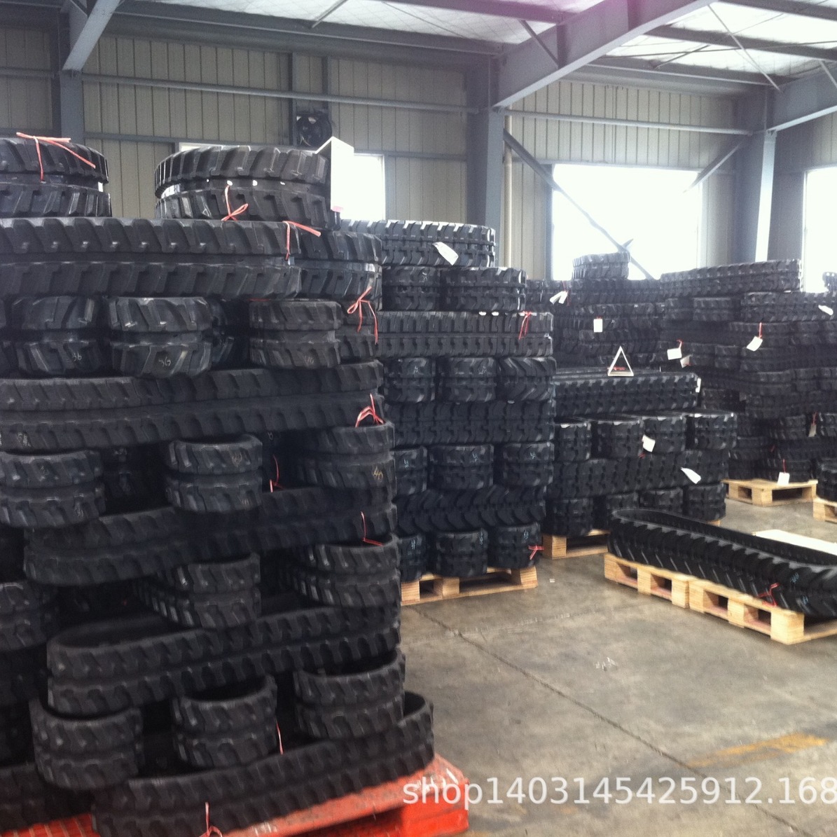 橡胶履带板，钩机橡胶履带板，钩机橡胶履带块