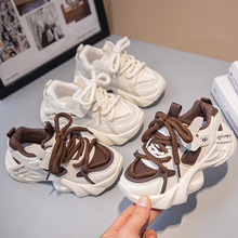 儿童鞋子女童运动鞋2024春季新款软底女孩跑步白色老爹鞋中大童潮
